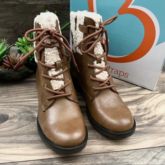 Baretraps ONeil Faux Fur Waterproof Combat Boots - Picture 3 of 11